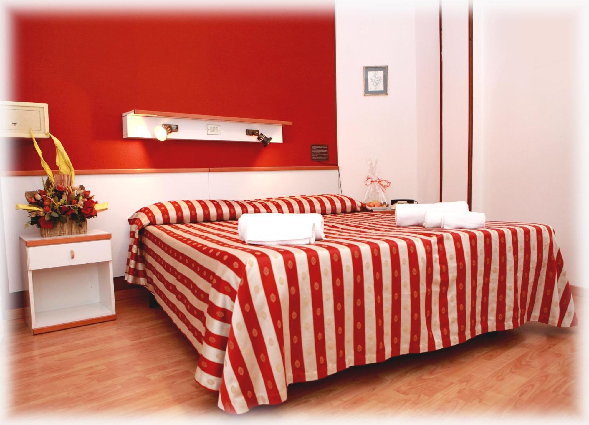 Hotel American