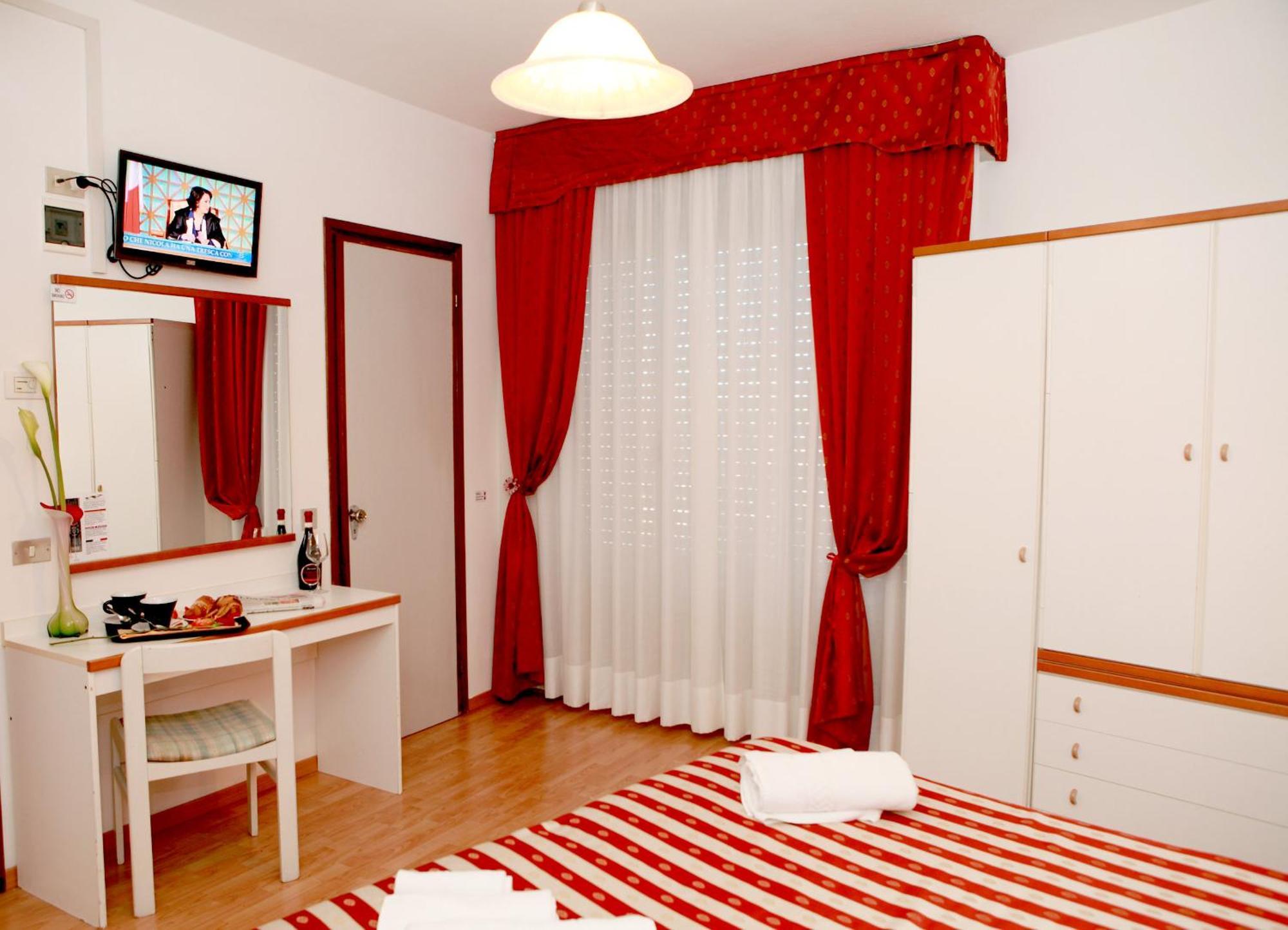 Hotel American